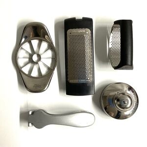 Lot:  5 Pampered Chef  Kitchen Utensils